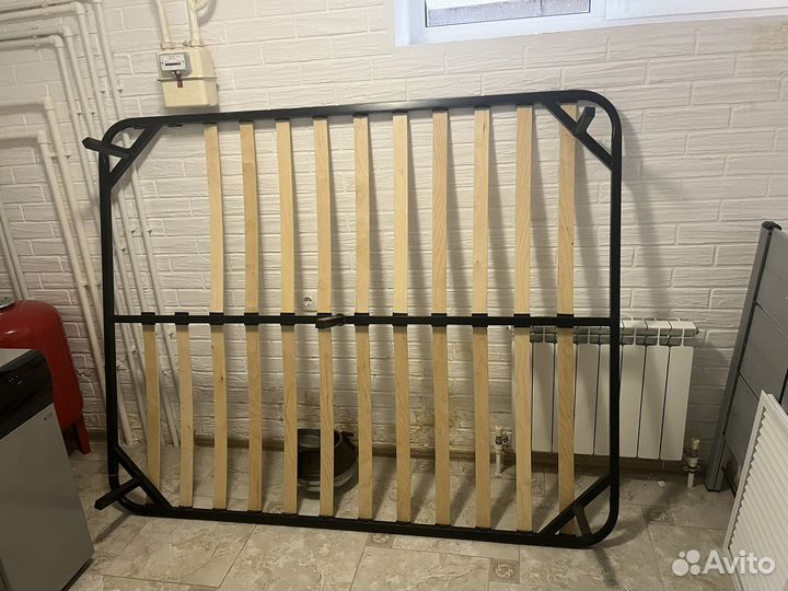 Каркас кровати 160х200
