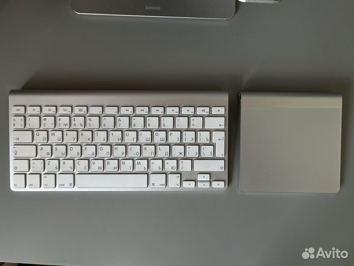 Apple Magic Keyboard + Trackpad