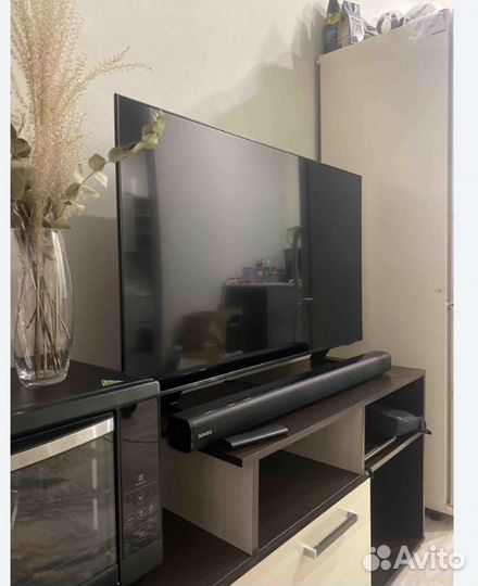 Samsung UE50BU8500uxce/экран-127см/8-серия/голосов