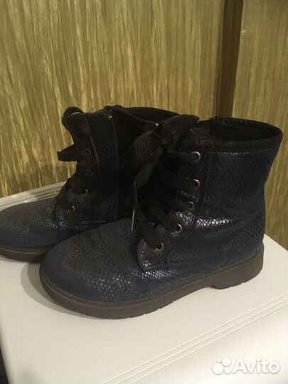 Осенние ботинки на девочку размер 32