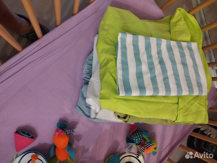 Детская кроватка + мобиль-карусель