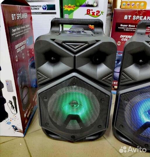 Блютуз колонка с микрофоном