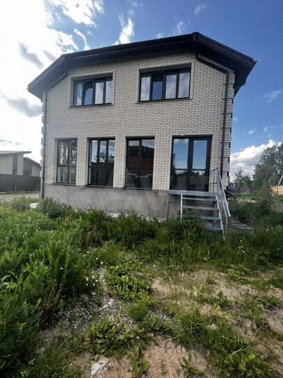 Коттедж 600 м² на участке 17 сот.