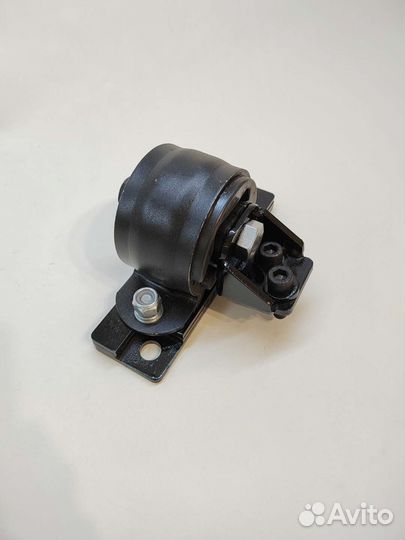 Усиленная правая опора двигателя Лада Веста