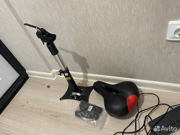 Зарядка, сиденье Ultron