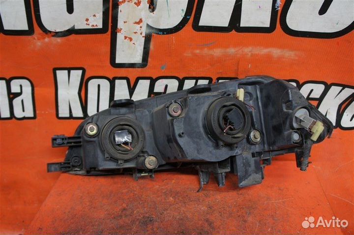 Фара передняя правая Honda Torneo CF3 2001