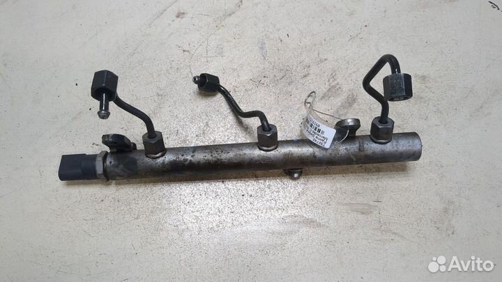 Рампа топливная Mercedes C W203, 2006