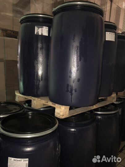 Продам бочки с крышками 250литров