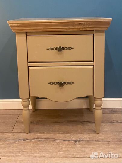 Тумба из массива