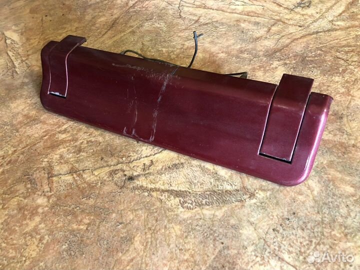 Заглушка бампера фаркопа W124 оригинал