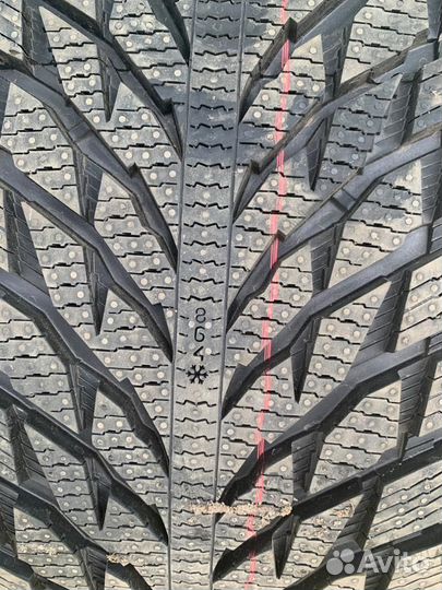 Nokian Tyres Hakkapeliitta R3 SUV 275/45 R21 и 315/40 R21