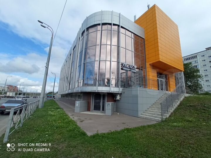 Помещение на первой линии рядом с метро