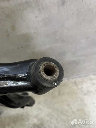 Рычаг подвески Toyota Corolla E150 2006-2013