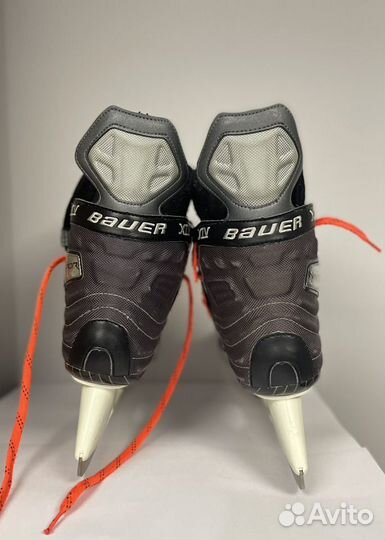 Хоккейные коньки Bauer vapor XIV