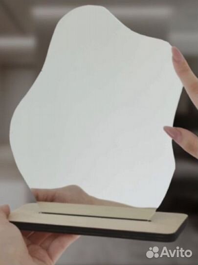 Зеркало настольное