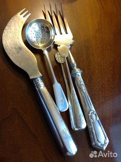 Старинные антикварные столовые приборы серебро 84