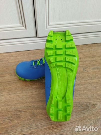 Лыжные ботинки детские