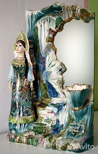 Статуэтка фарфор «Хозяйка медной горы« зеркало