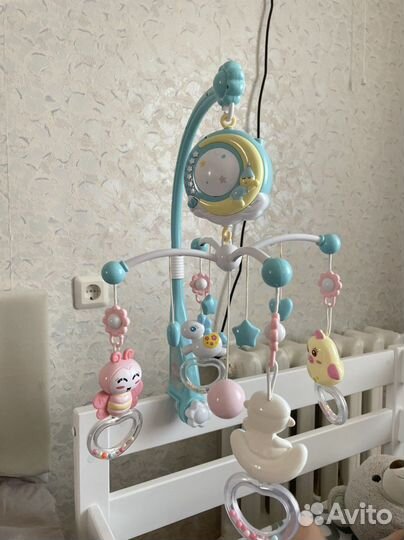 Мобиль на кроватку музыкальный