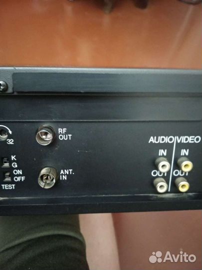 Видеомагнитофон JVC HR J1200A