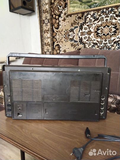 Продам магнитофон Романтик M-201C