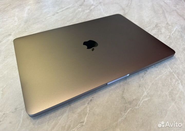 Ноутбук Apple MacBook Pro 13 Mid 2020