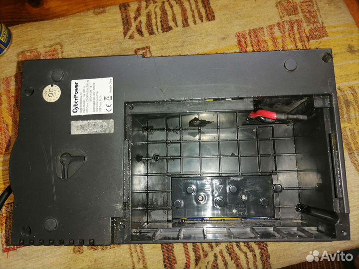 Ибп cyberpower br 850elcd