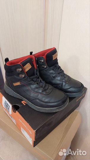 Ботинки демисезонные 38р и 33р