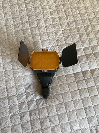 Накамерный свет Professional Video Light LED