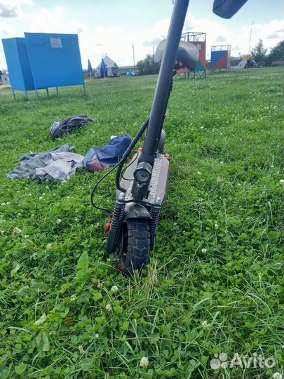 Самокат взрослый электрический бу