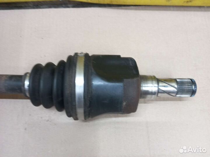 Привод левый МКПП Шевроле Эпика ресталинг