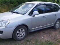 Kia Carens 2.0 MT, 2007, 294 000 км, с пробегом, цена 470 000 руб.