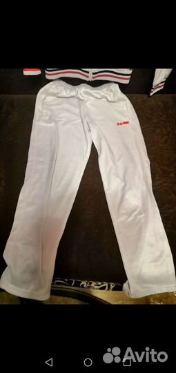 Костюм спортивный