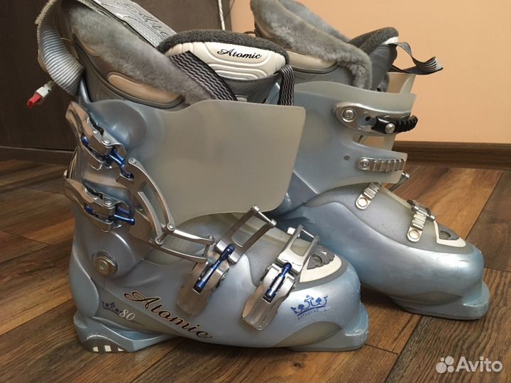 Горнолыжные ботинки Atomic