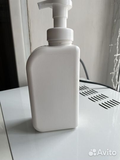 Флакон с помпой