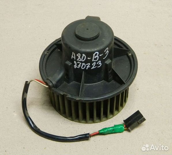 Моторчик печки Audi 80 B3