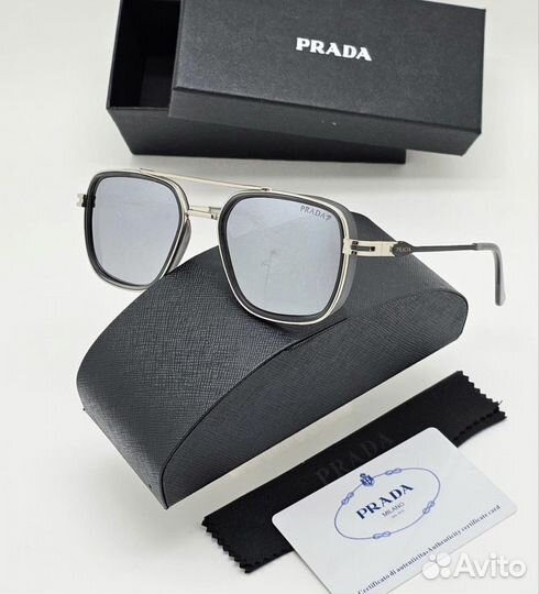 Солнцезащитные очки Prada с поляризацией