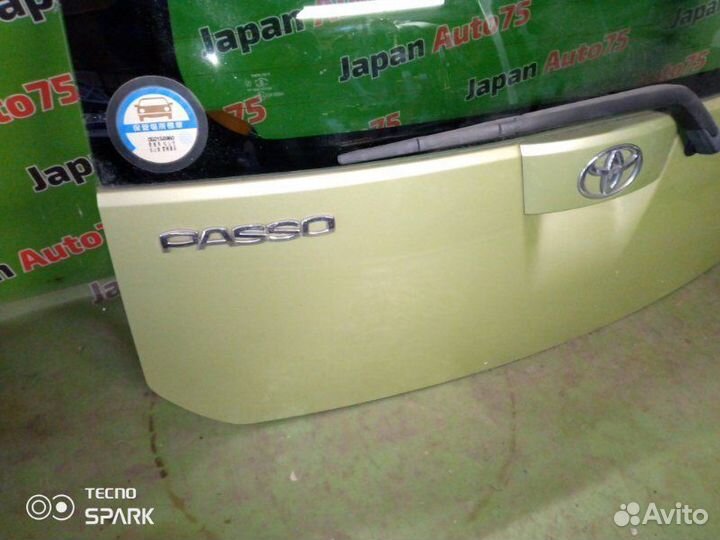 Дверь багажника Toyota Passo KGC10-0082784 1KR-FE