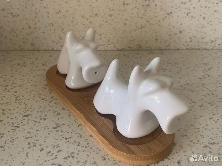 Солонка и перечница