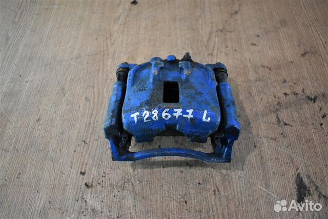 Суппорт передний левый Honda Civic 5D хетчбек