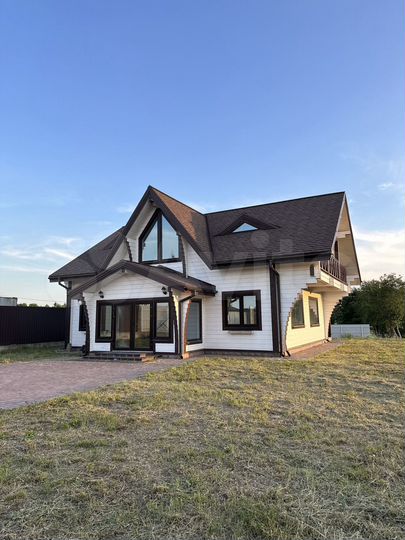 Дом 233,9 м² на участке 14,6 сот.