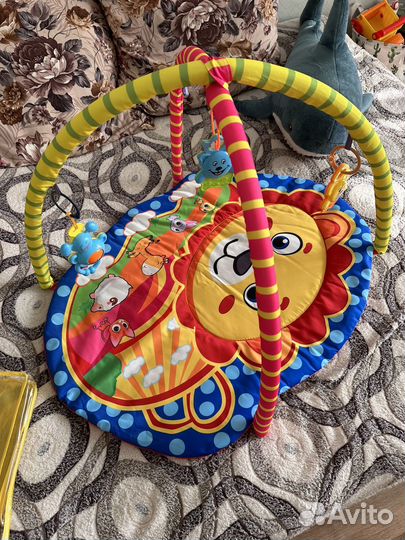 Развивающий коврик