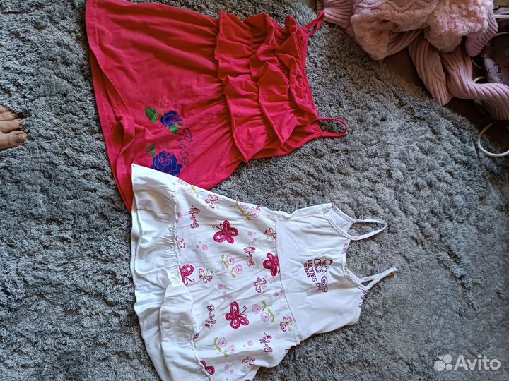 Отдам вещи на девочку 3-7 лет