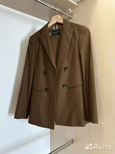 Костюм Massimo Dutti