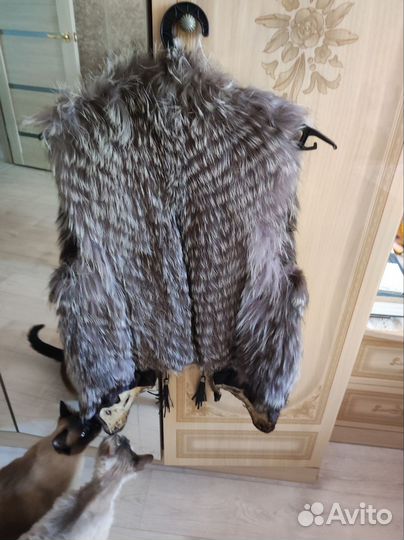 Продам меховой жилет