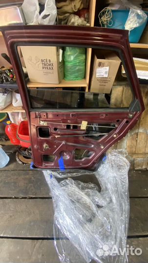 Продам дверь на Ваз 2110/2112