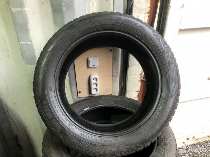 Nokian Tyres WR SUV 3 255/50 R19 107V