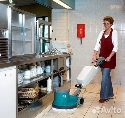 Аренда полотера (роторной машины)