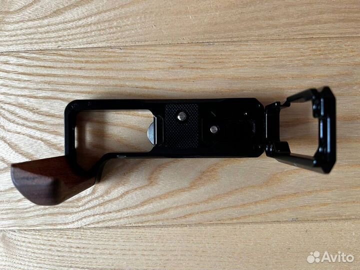 Угловая площадка L-Bracket SmallRig 2811 для Fuji