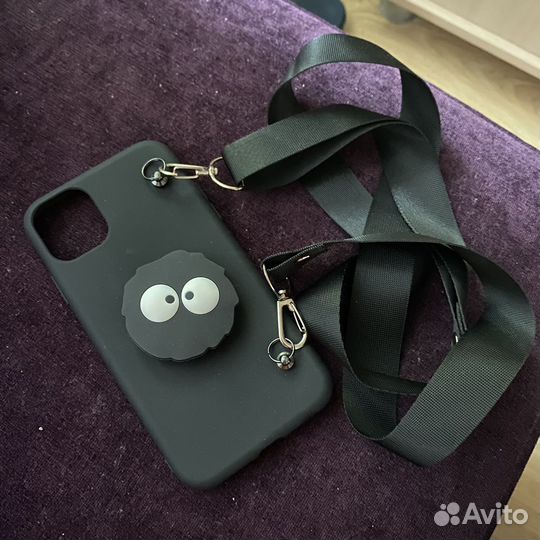 Чехол на iPhone 11